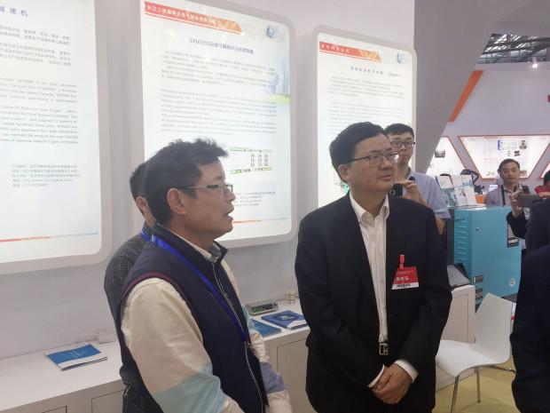 女教师の爆乳BD在线观看