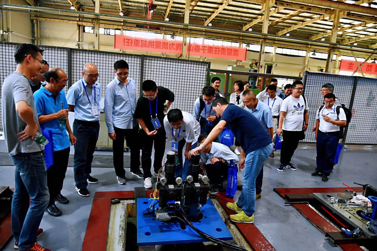 女教师の爆乳BD在线观看