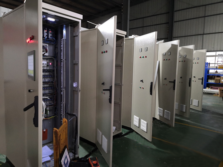 女教师の爆乳BD在线观看