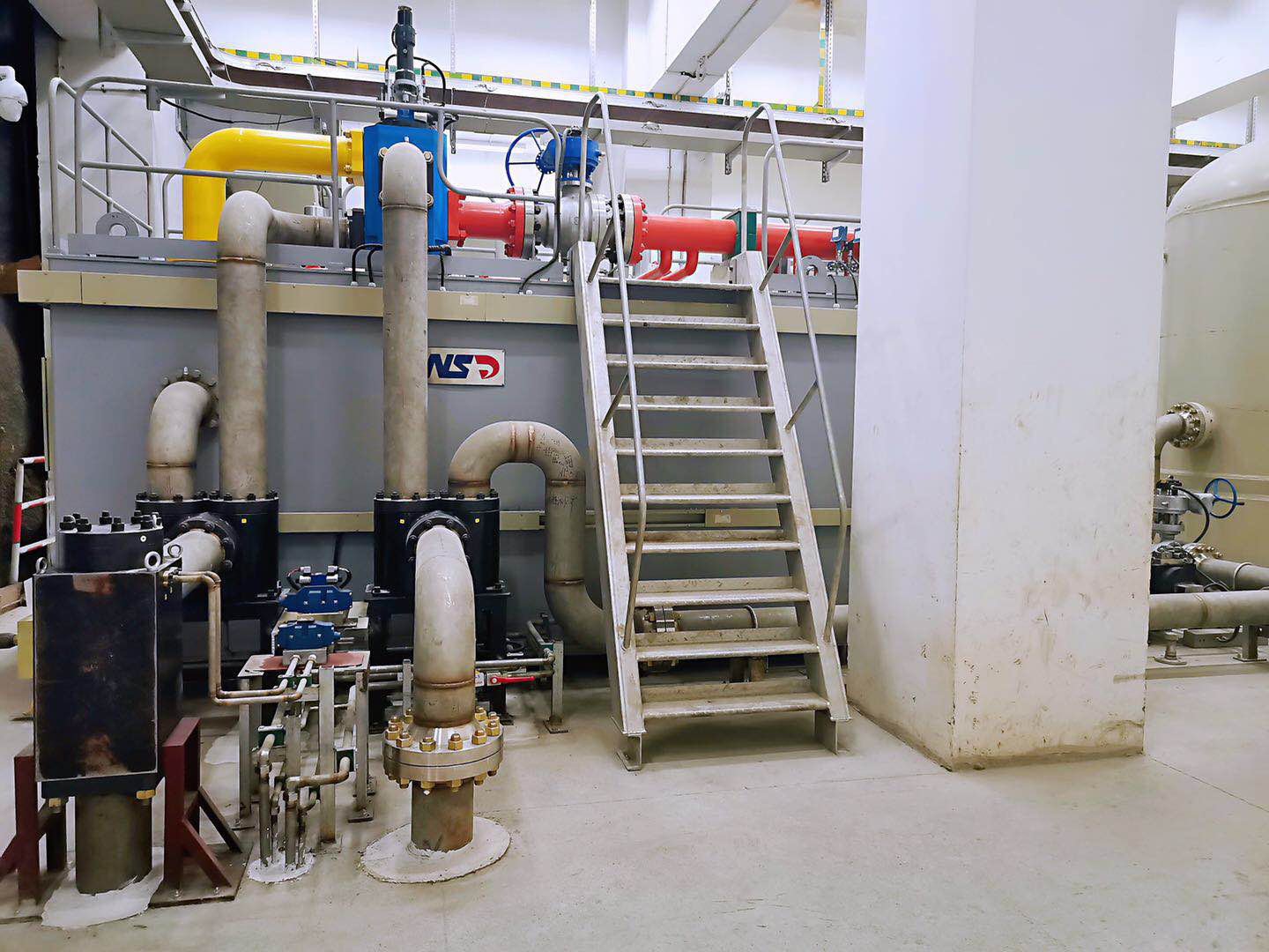 女教师の爆乳BD在线观看