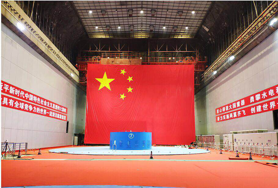 女教师の爆乳BD在线观看