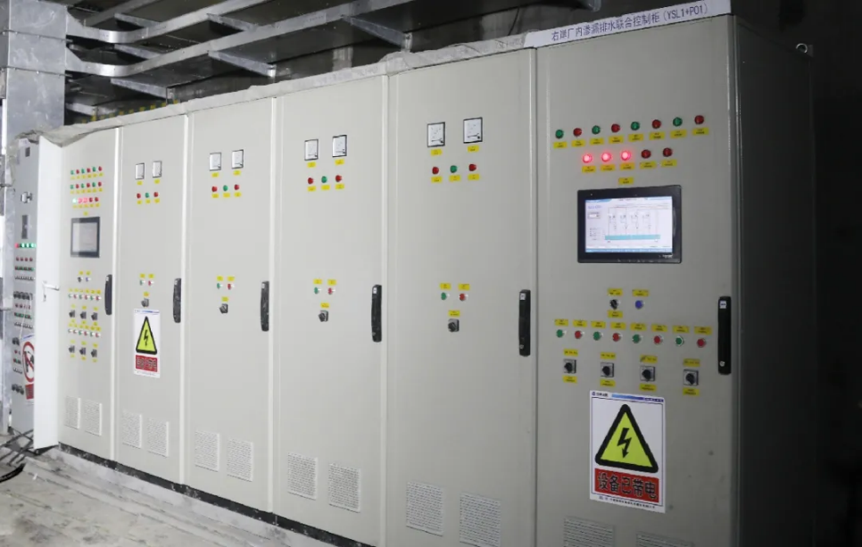 女教师の爆乳BD在线观看