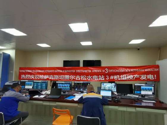 女教师の爆乳BD在线观看