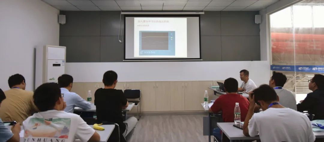 女教师の爆乳BD在线观看