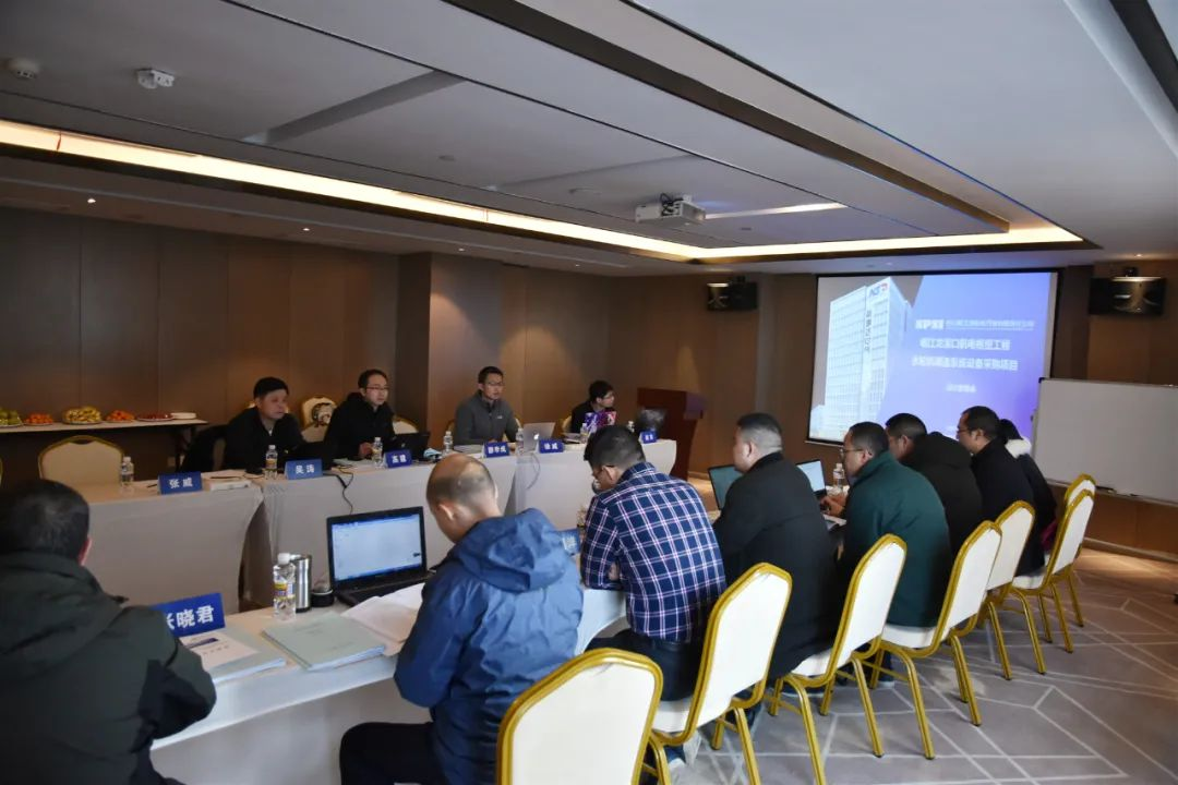 女教师の爆乳BD在线观看