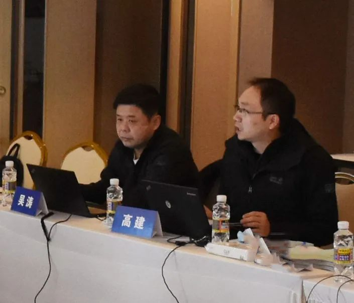 女教师の爆乳BD在线观看