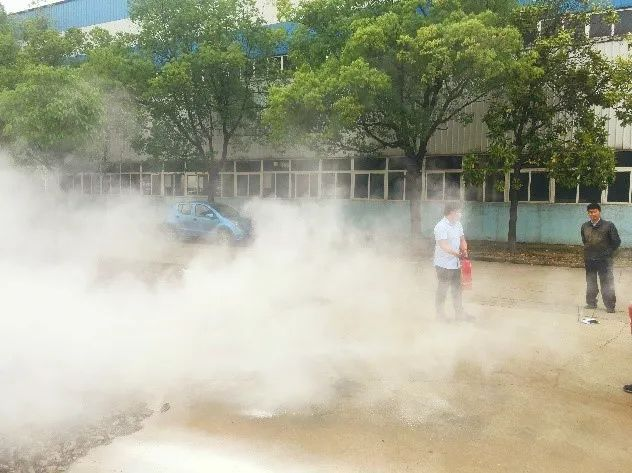 女教师の爆乳BD在线观看