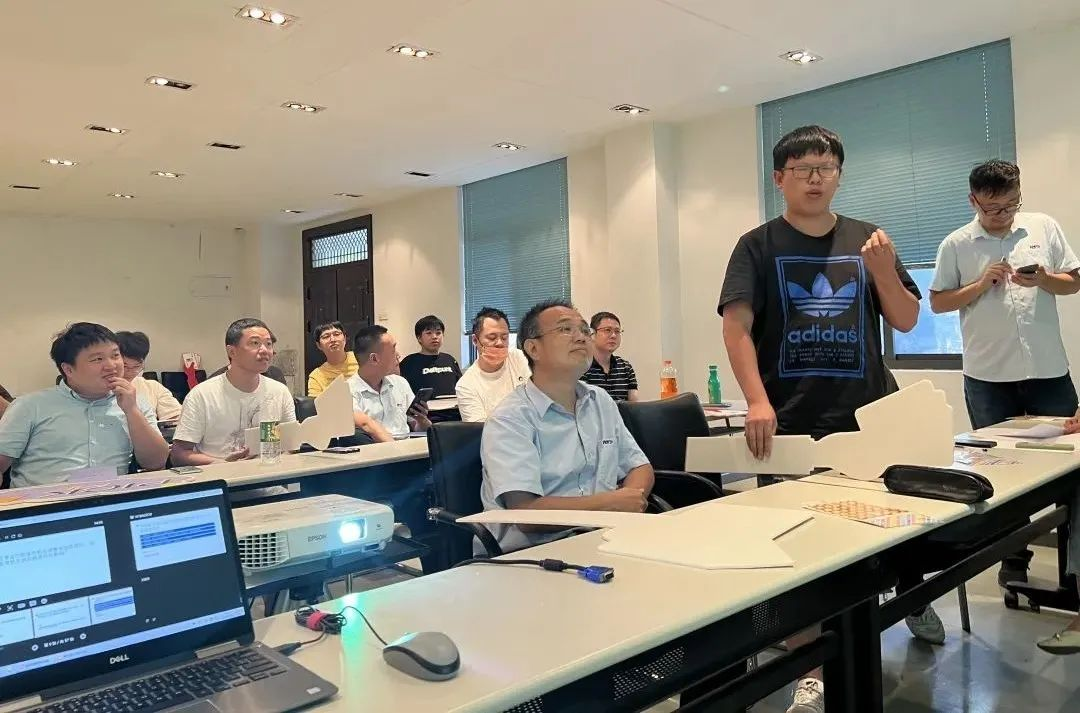 女教师の爆乳BD在线观看