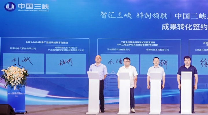 女教师の爆乳BD在线观看