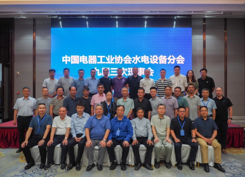 女教师の爆乳BD在线观看