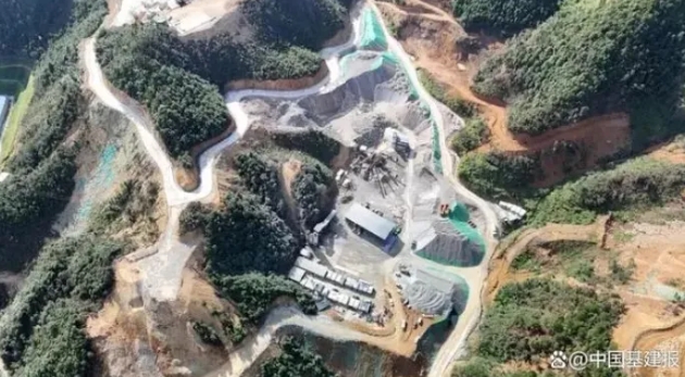 女教师の爆乳BD在线观看