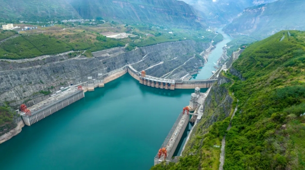 女教师の爆乳BD在线观看