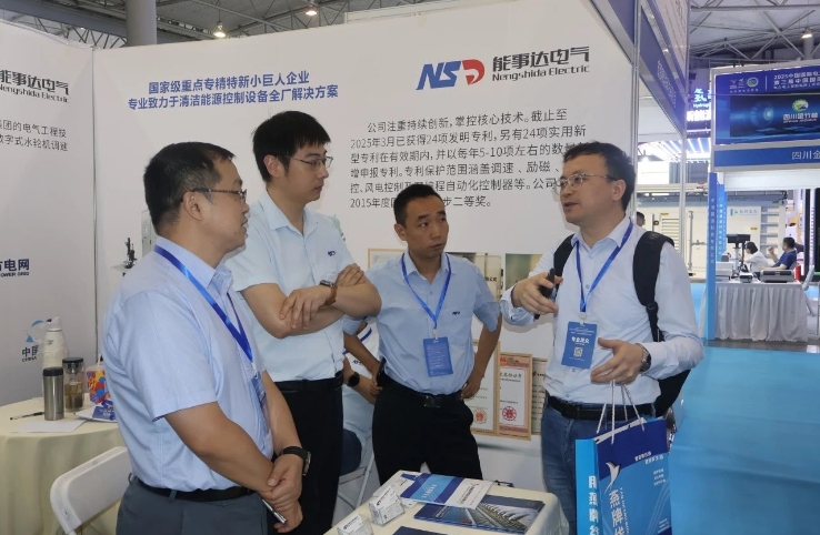 女教师の爆乳BD在线观看